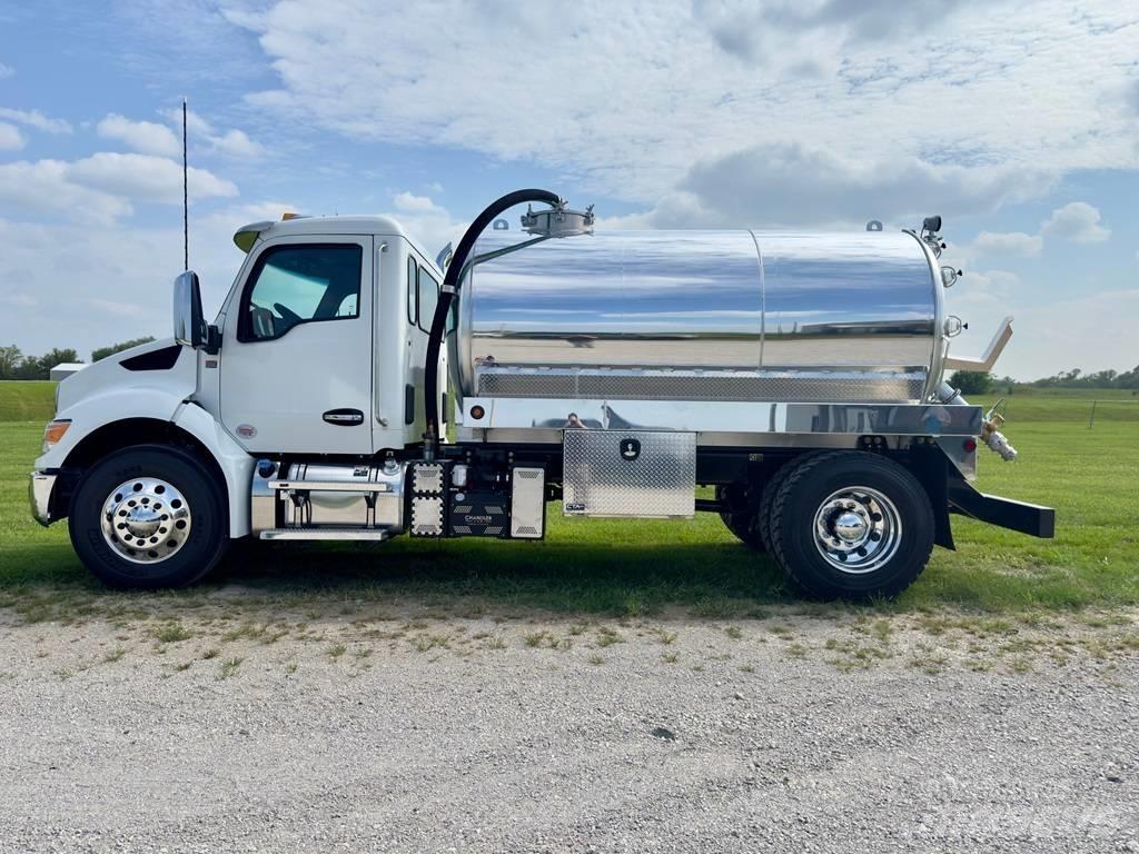 Kenworth T 280 組合/真空油槽車