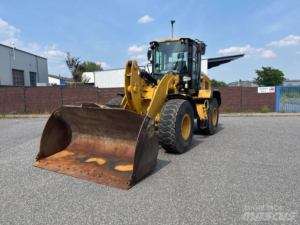 CAT 930M 輪胎式裝載機