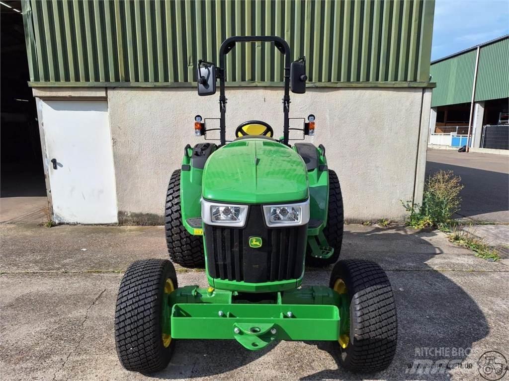 John Deere 4052M 小型曳引機
