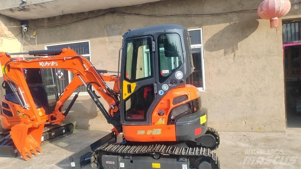 Kubota U 35 小型挖土機/掘鑿機<7t(小型挖掘機)
