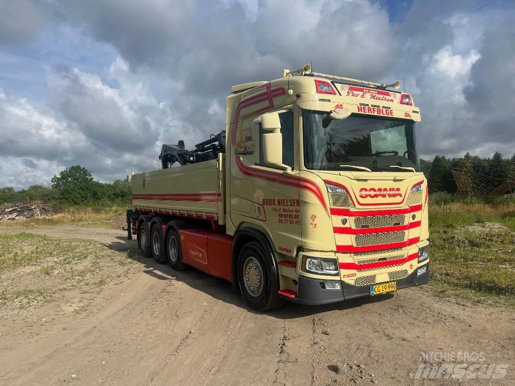 Scania R 520 Tridem 起重機卡車