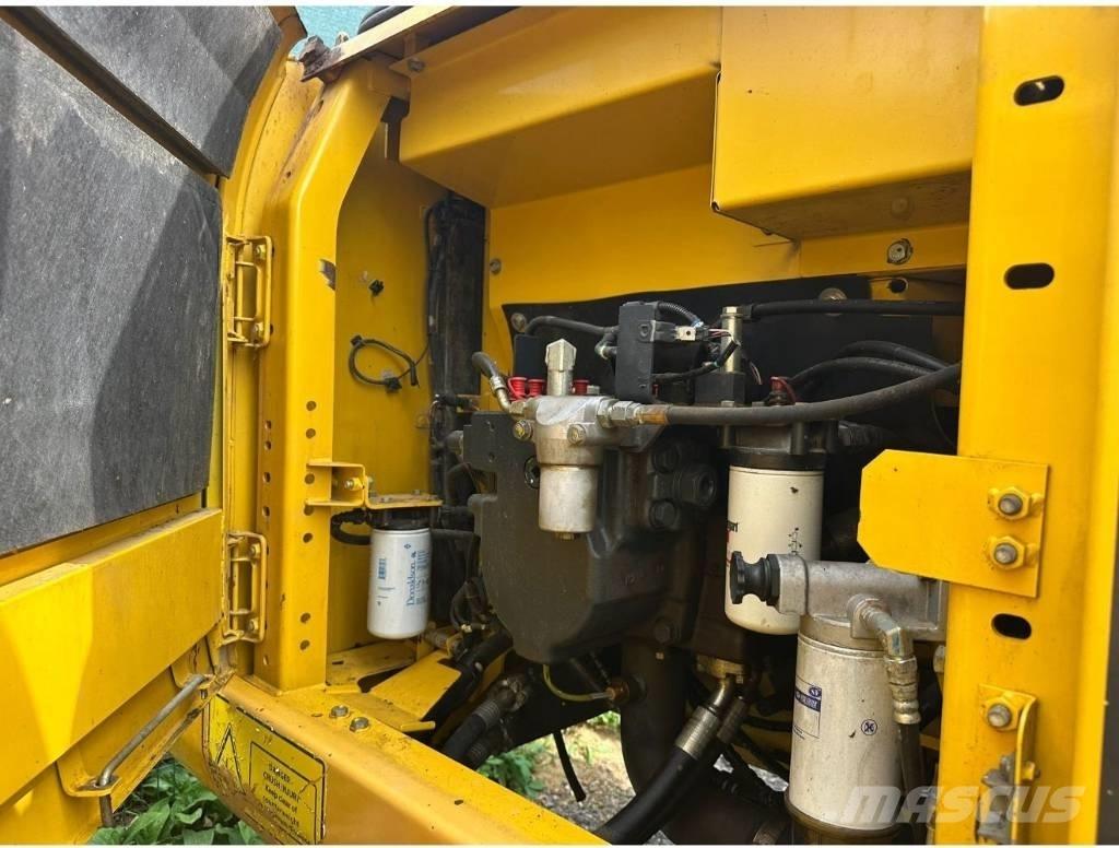 Komatsu PC 210 LC-11 履帶式 挖土機/掘鑿機/挖掘機