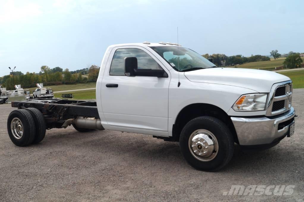 RAM 3500 TRADESMAN 商用底盤車