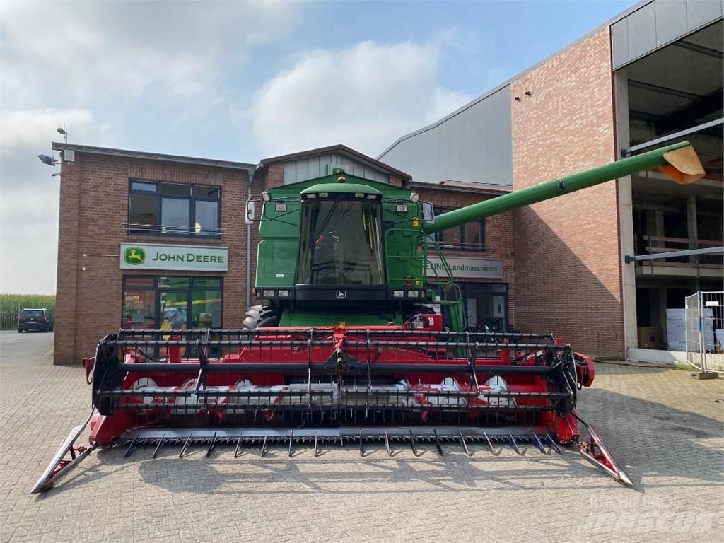 John Deere 2266 聯合收穫機