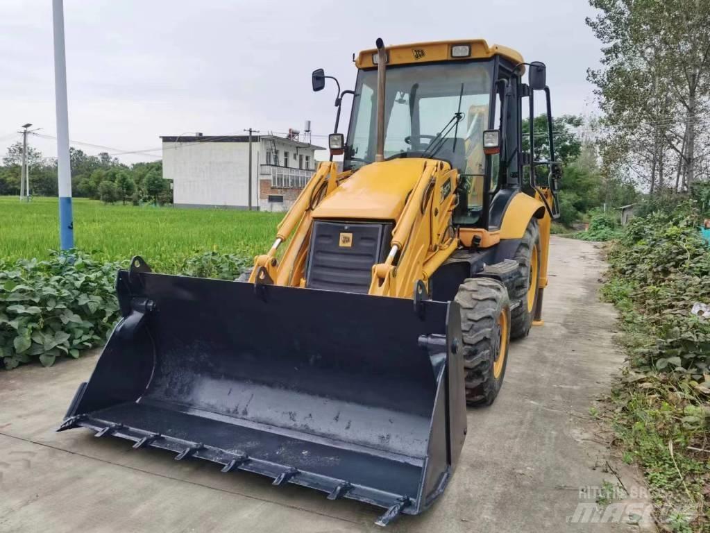 JCB 3 CX 反鏟裝載機