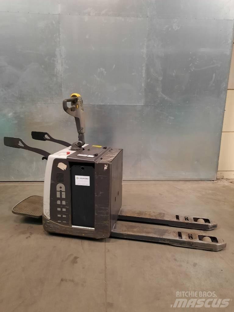 UniCarriers PMR200P 平台型低架升降機