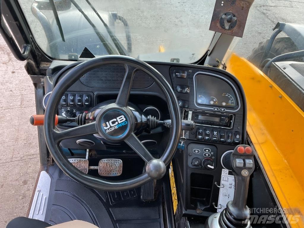 JCB 536-70 AGRI PRO 農業用伸縮臂裝載機