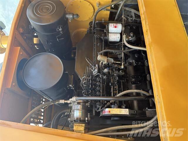 XCMG GR215 平土機