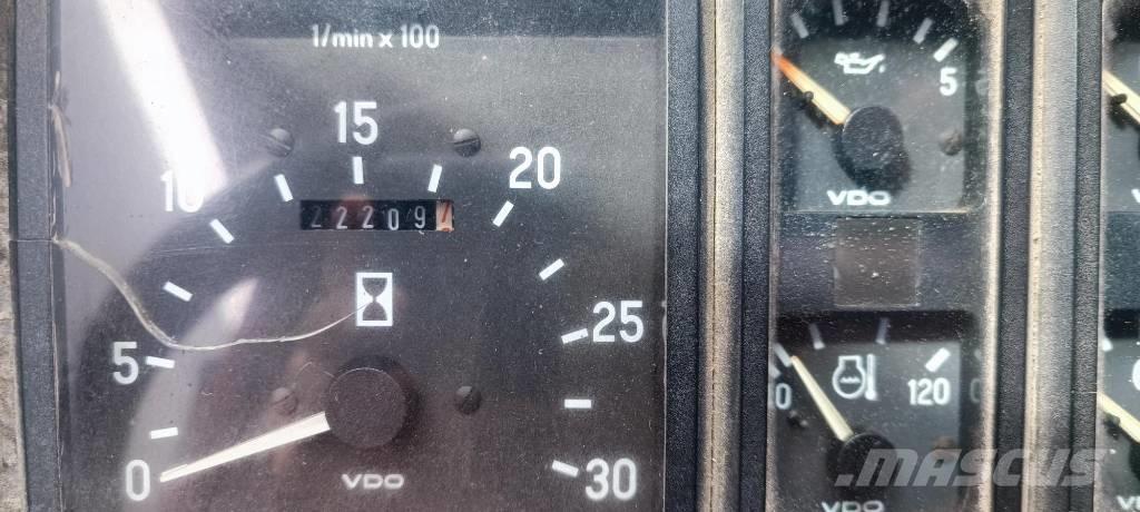 PPM ATT 400 越野起重機