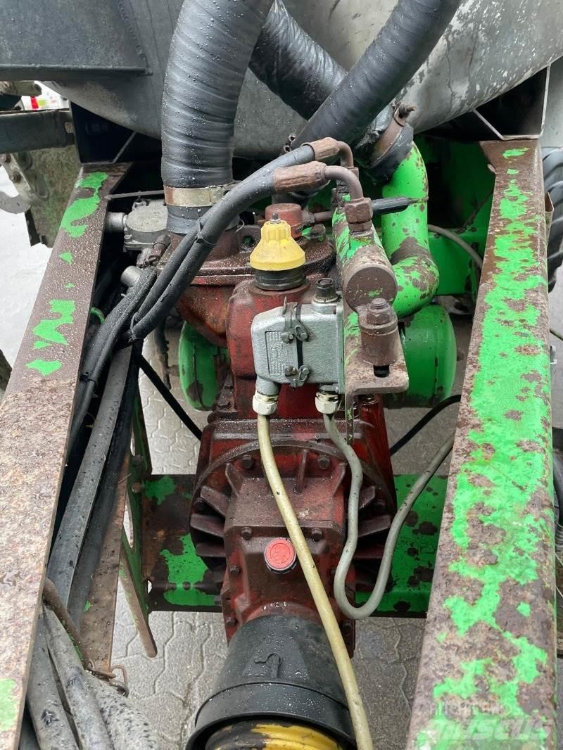 Joskin 12500 TS 肥料撒布機
