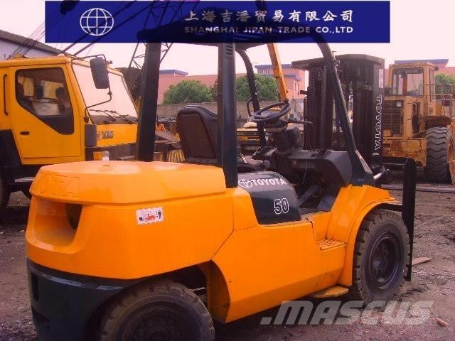 Toyota FD 50 柴油卡車