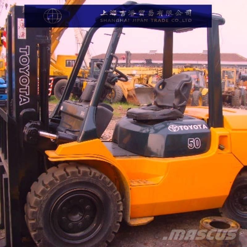 Toyota FD 50 柴油卡車