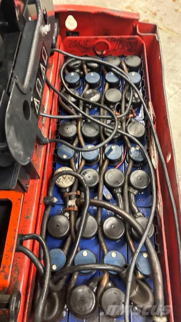 Linde T16 行走控制式堆積機