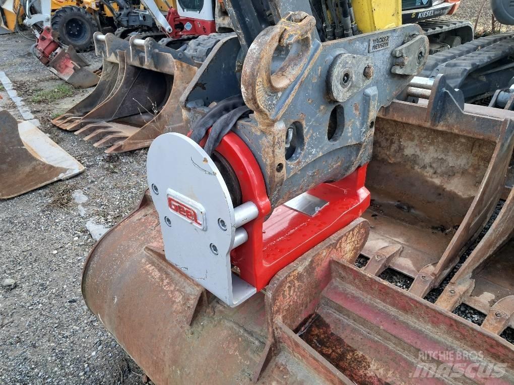 Neuson 8003 中型挖土機/掘鑿機/挖掘機 7t-12t
