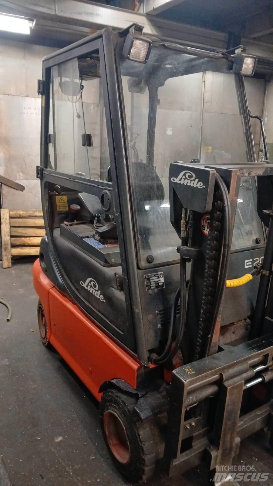 Linde E20P-02 電動堆高機
