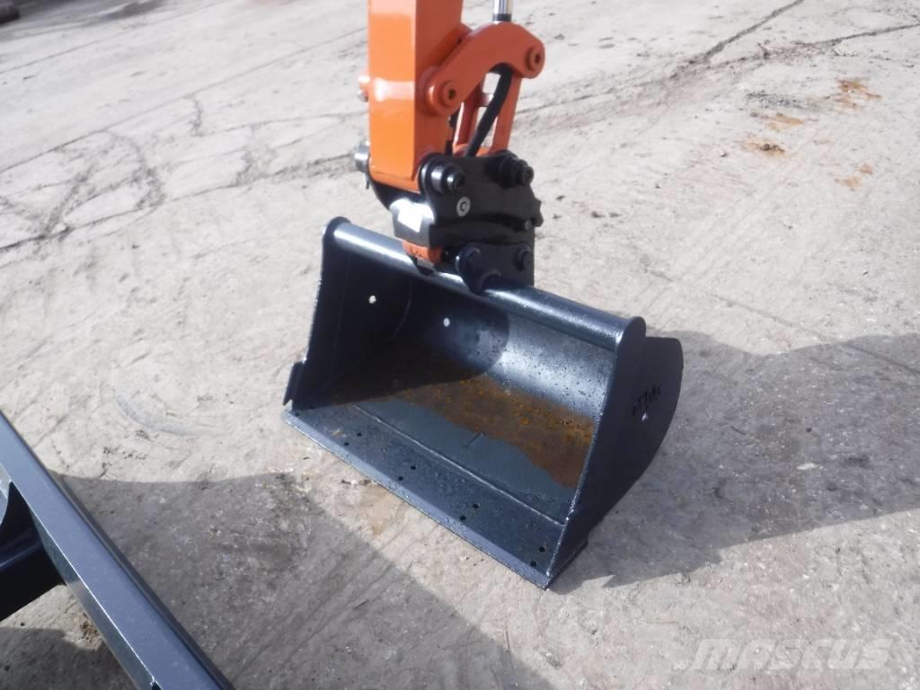 Hitachi ZX 33 U-6 小型挖土機/掘鑿機<7t(小型挖掘機)