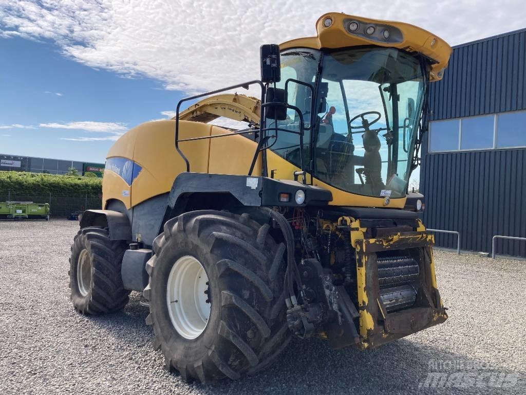 New Holland FR 9040 自走式飼料採集機