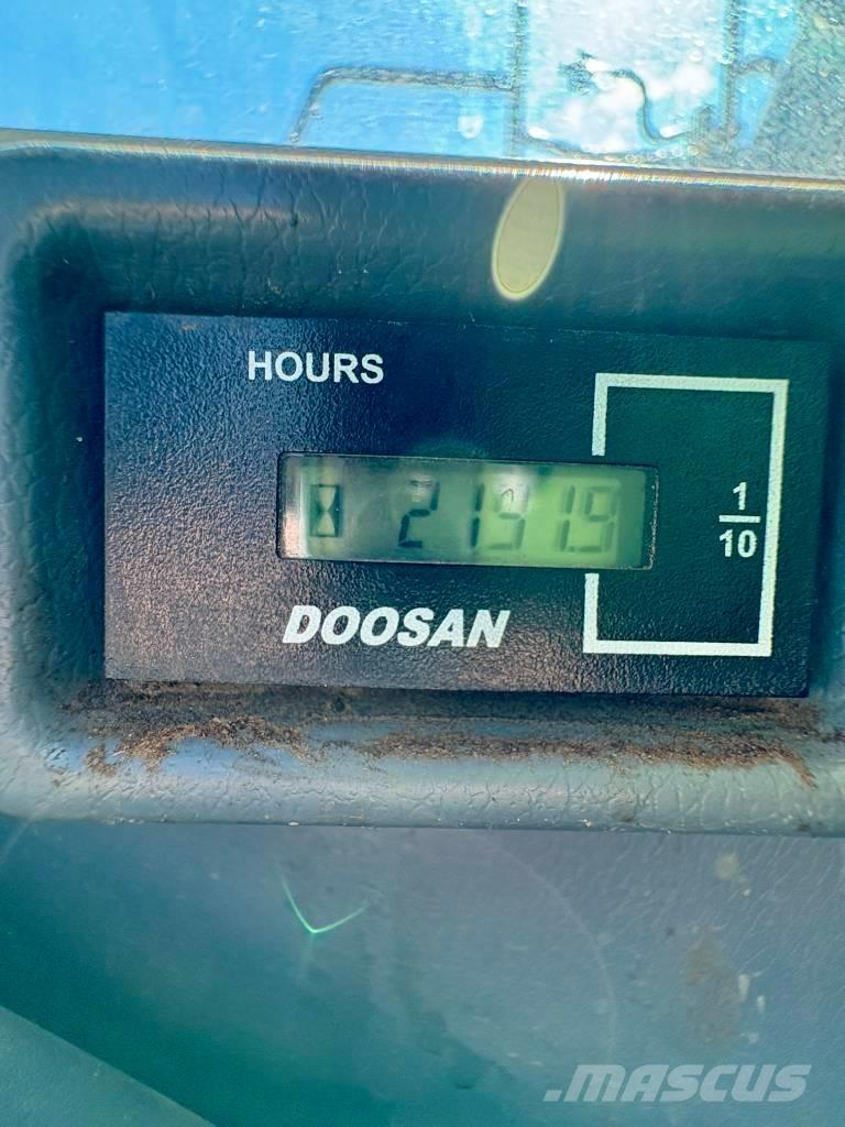 Doosan DX 140 LCR-7 履帶式 挖土機/掘鑿機/挖掘機