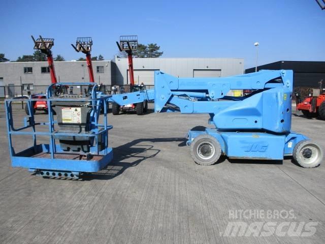 JLG E 400 AJPN (848) 曲臂高空作業車
