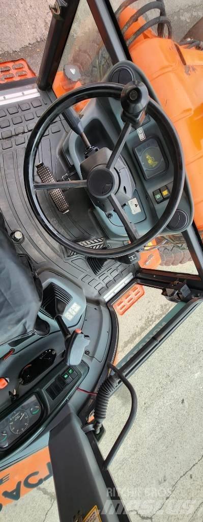 Fiat-Kobelco B95 反鏟裝載機