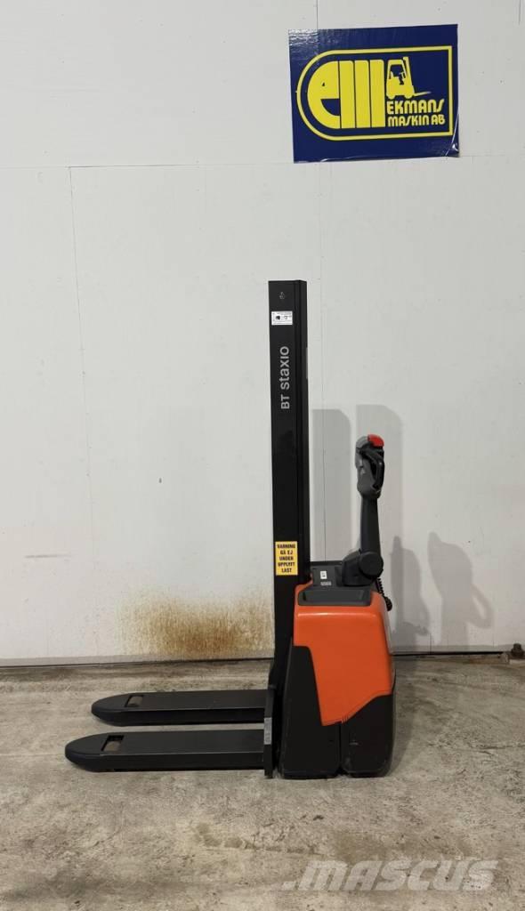 BT truck HWE 100 低架升降機