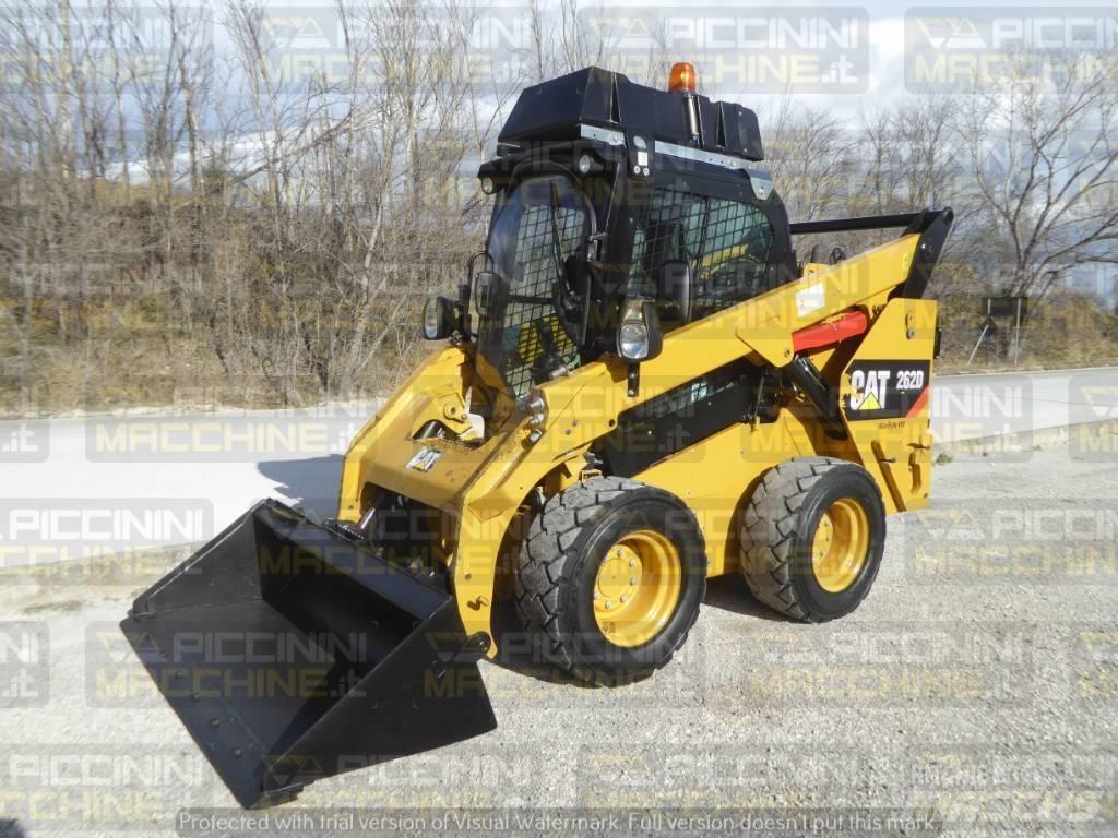 CAT 262D 滑移轉向裝載機