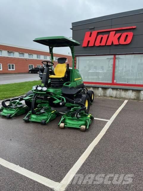 John Deere 9009A Fairway mowers