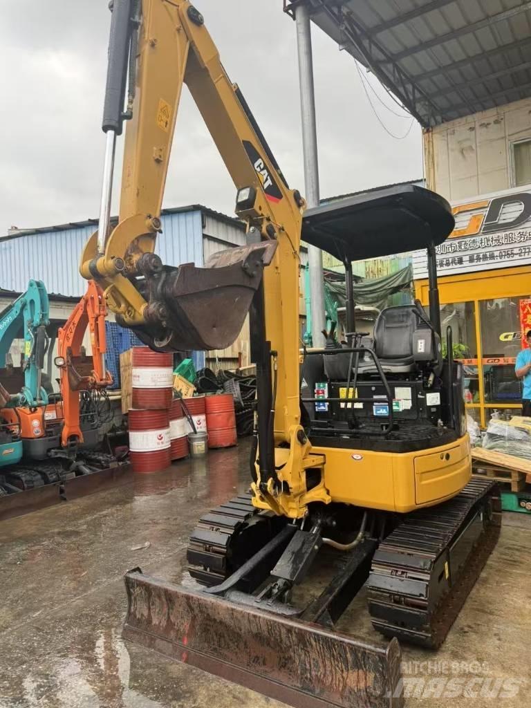 CAT CAT303ECR 小型挖土機/掘鑿機<7t(小型挖掘機)
