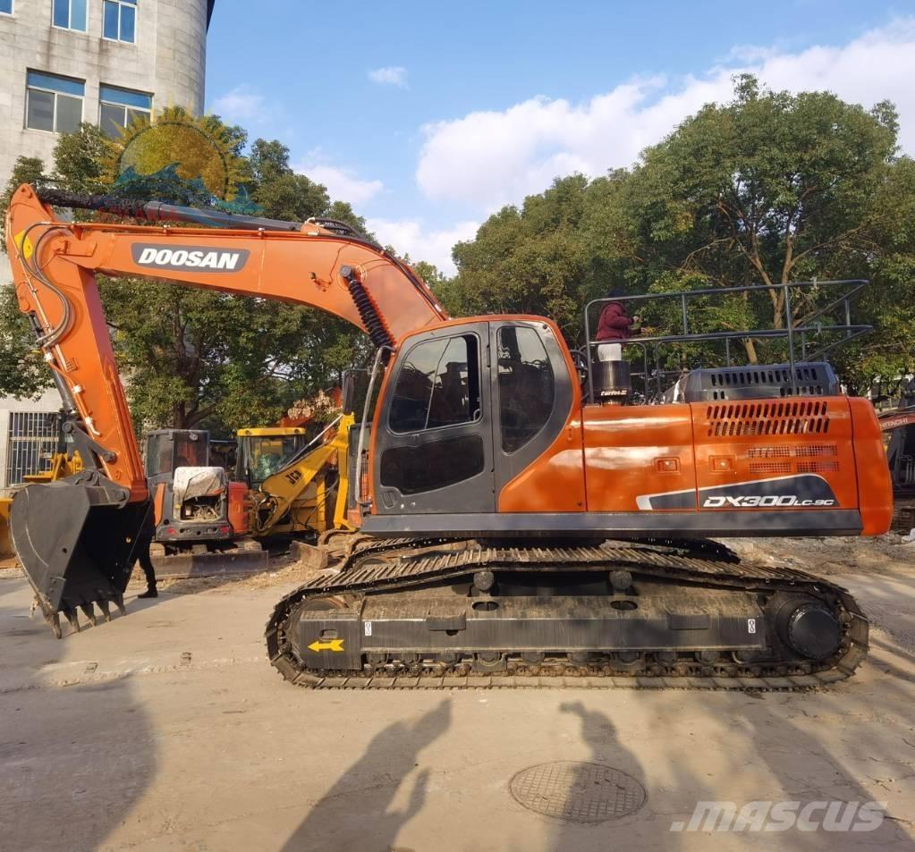 Doosan DX 300 LC 履帶式 挖土機/掘鑿機/挖掘機