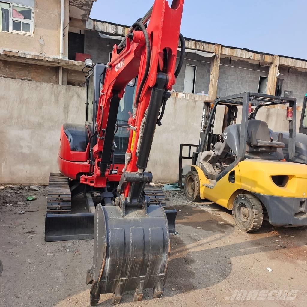 Kubota U 35 小型挖土機/掘鑿機<7t(小型挖掘機)