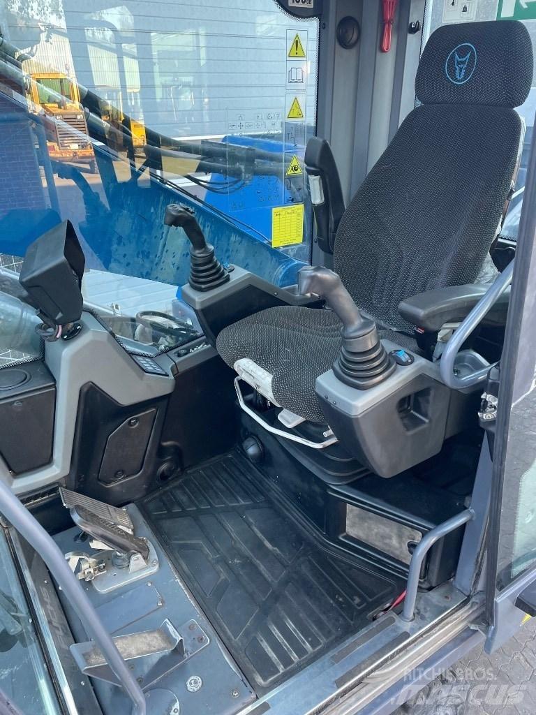 Fuchs MHL320F 廢棄物/工業用操作車