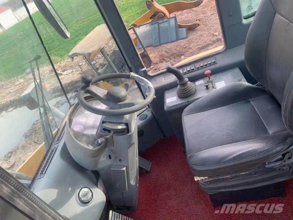 SDLG LG 956 L 輪胎式裝載機