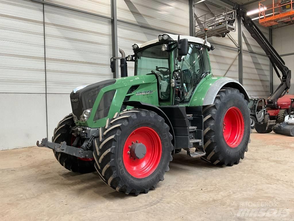 Fendt 828 Vario TMS 曳引機