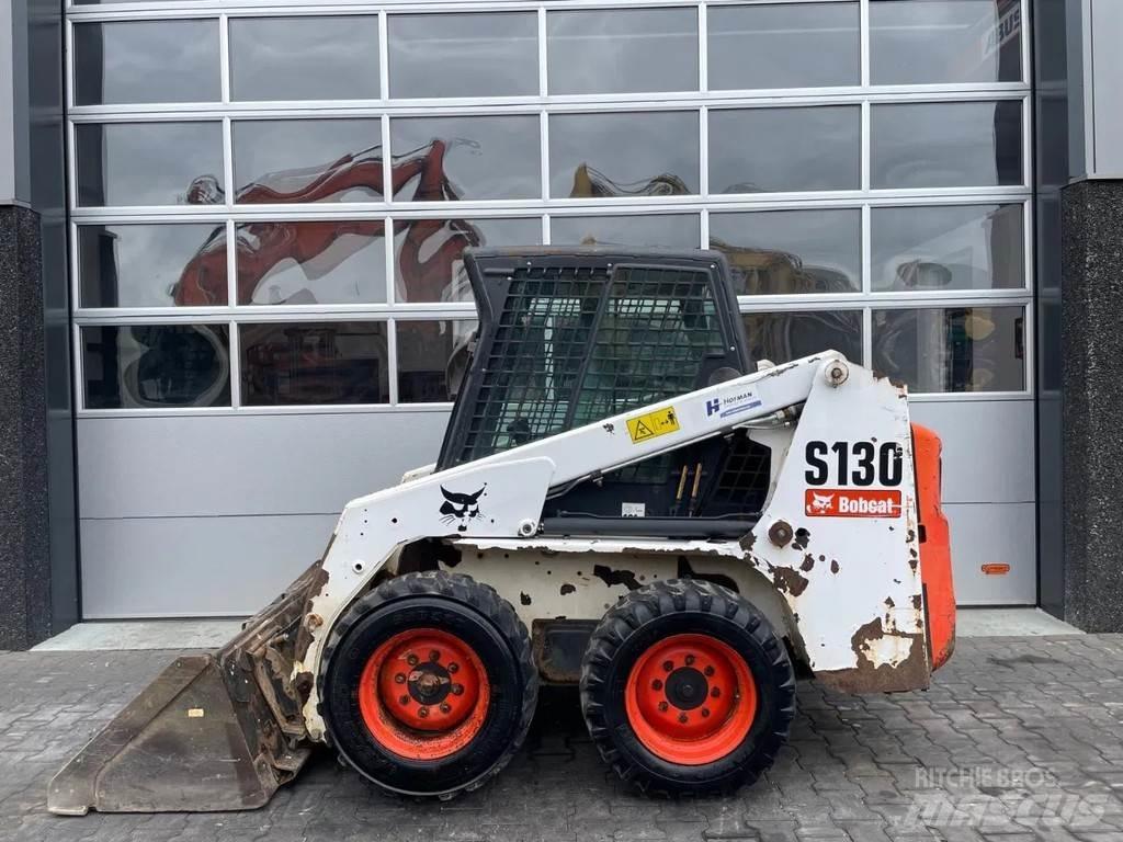 Bobcat S130 滑移轉向裝載機
