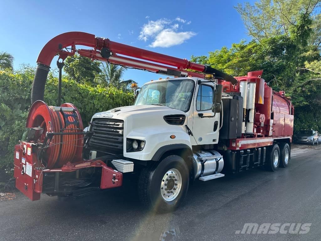 Freightliner 114 SD 組合/真空油槽車