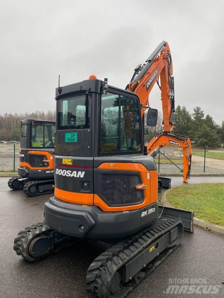Doosan DX 35 Z-7 小型挖土機/掘鑿機<7t(小型挖掘機)