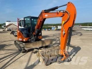 Hitachi ZX55U 小型挖土機/掘鑿機<7t(小型挖掘機)