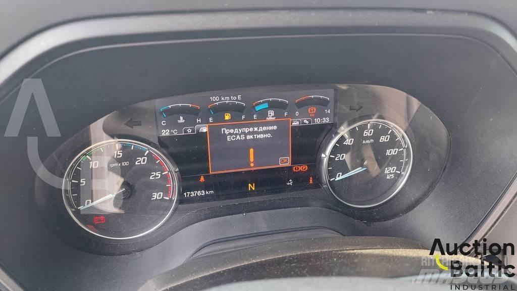 Ford F-MAX 500 曳引機組件