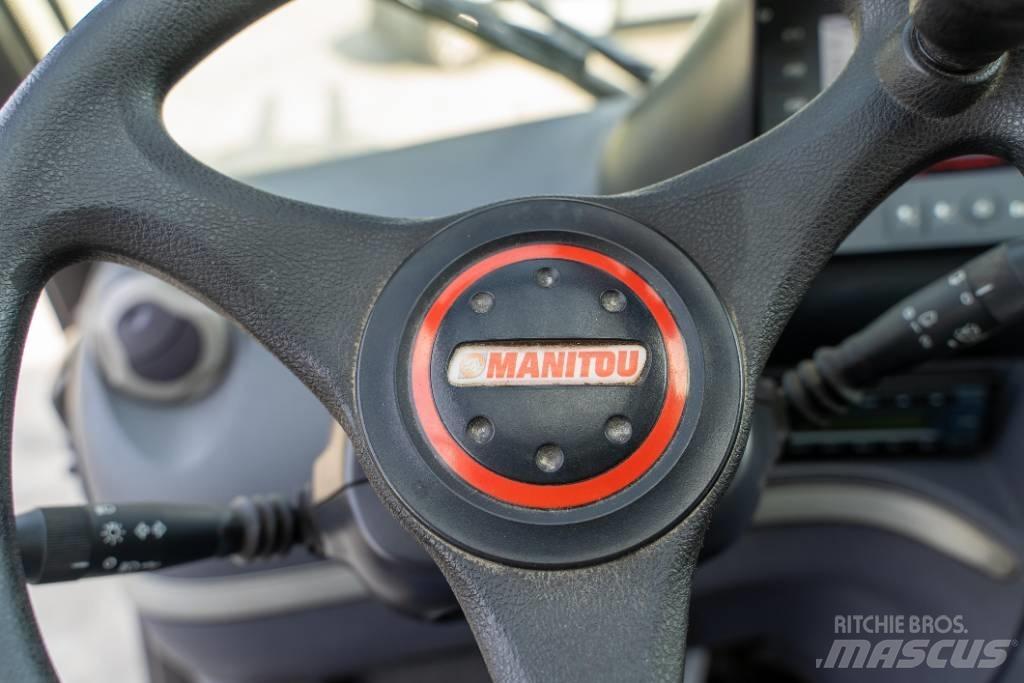 Manitou MHT 10130 伸縮臂操作車
