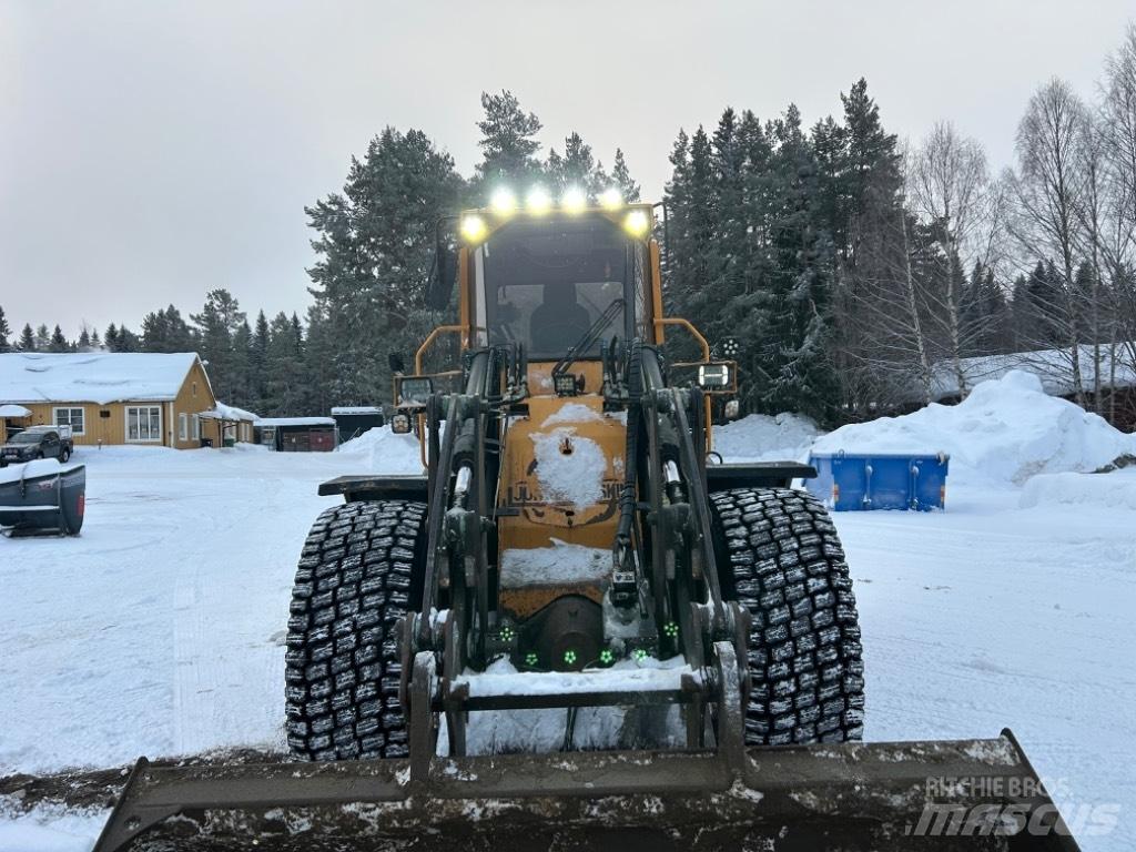 Ljungby L 18 輪胎式裝載機