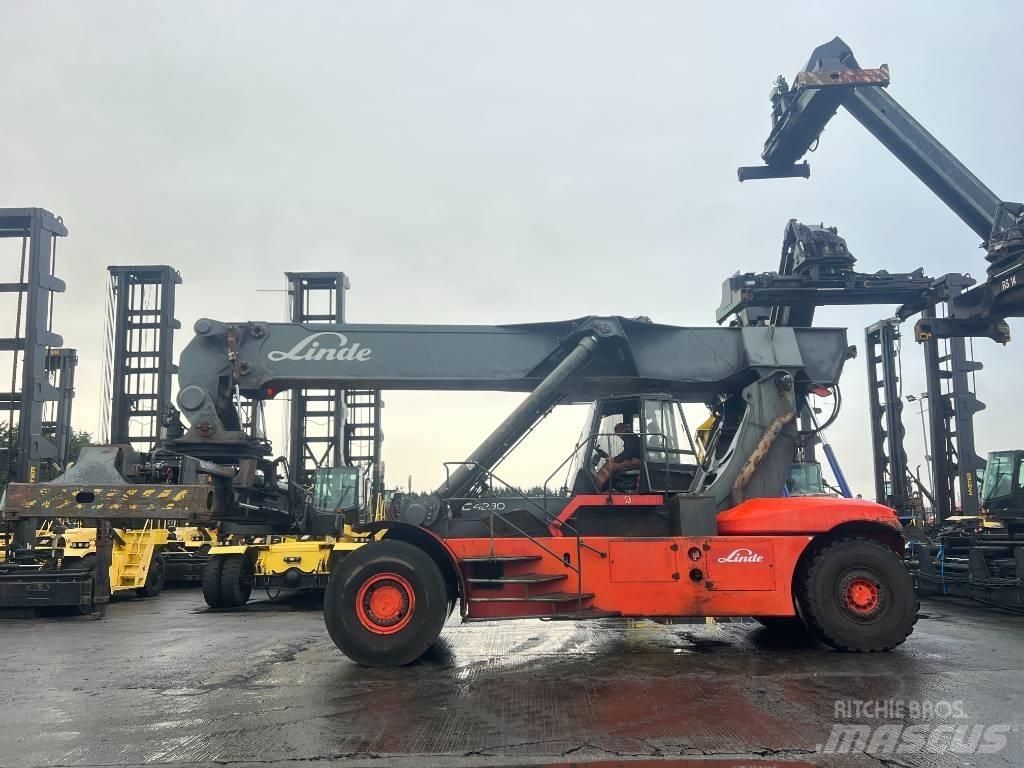 Linde C4230TL 前伸型堆積機