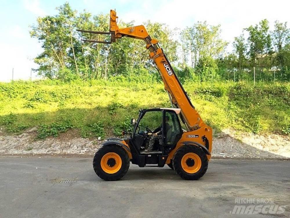 JCB 535-95 伸縮臂操作車