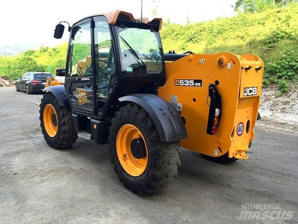 JCB 535-95 伸縮臂操作車