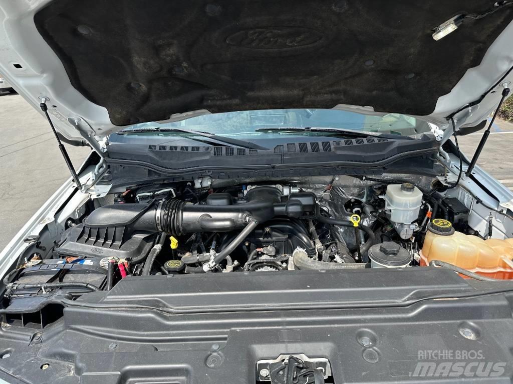 Ford F 550 商用底盤車