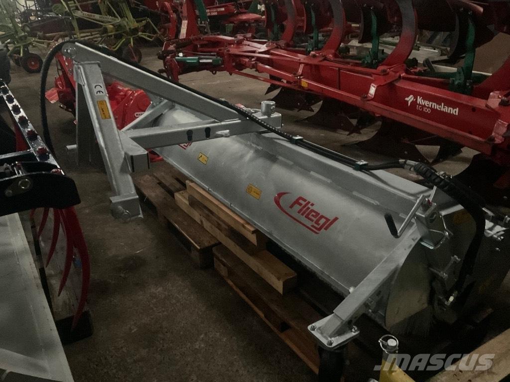 Fliegl Economy 2300 其他路面和雪地機械