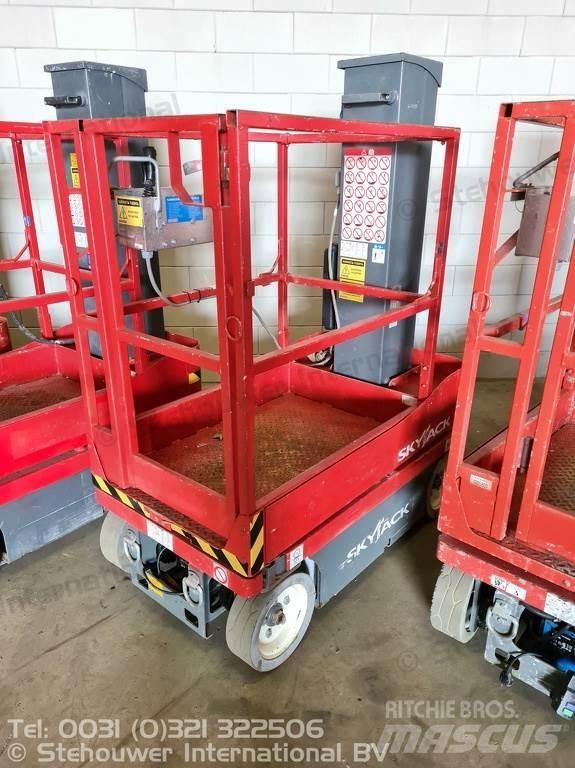 SkyJack SJ12 其他升降機和作業平台
