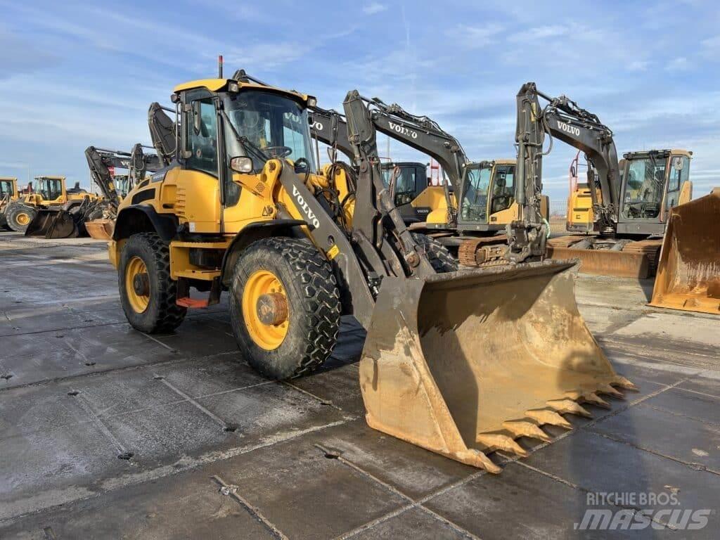 Volvo L45H 滑移轉向裝載機