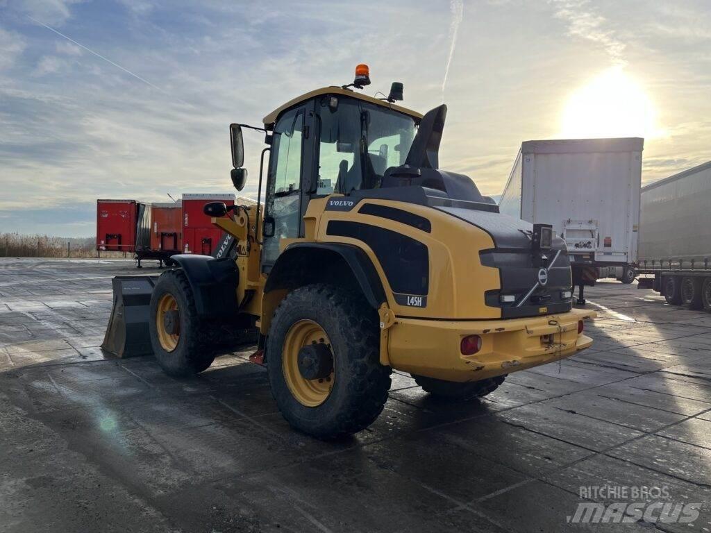 Volvo L45H 滑移轉向裝載機