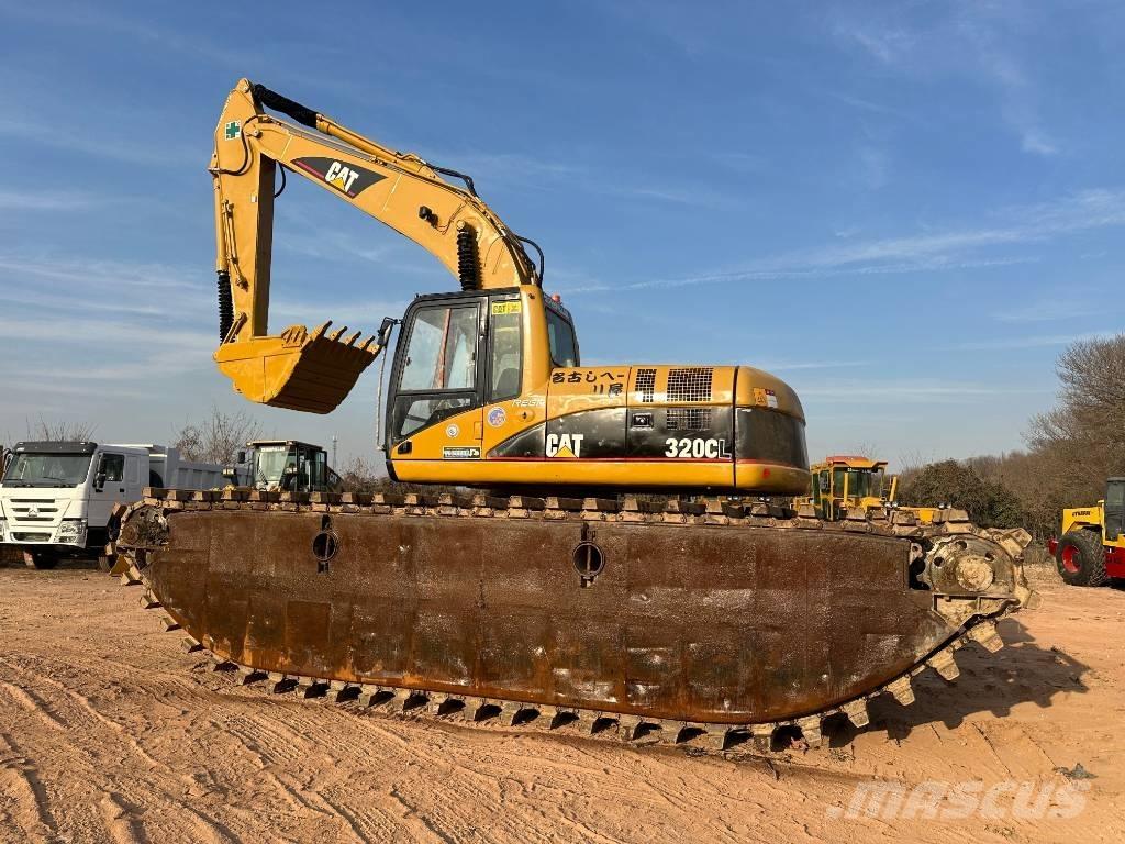 CAT 320 C L 水陸兩用挖掘機