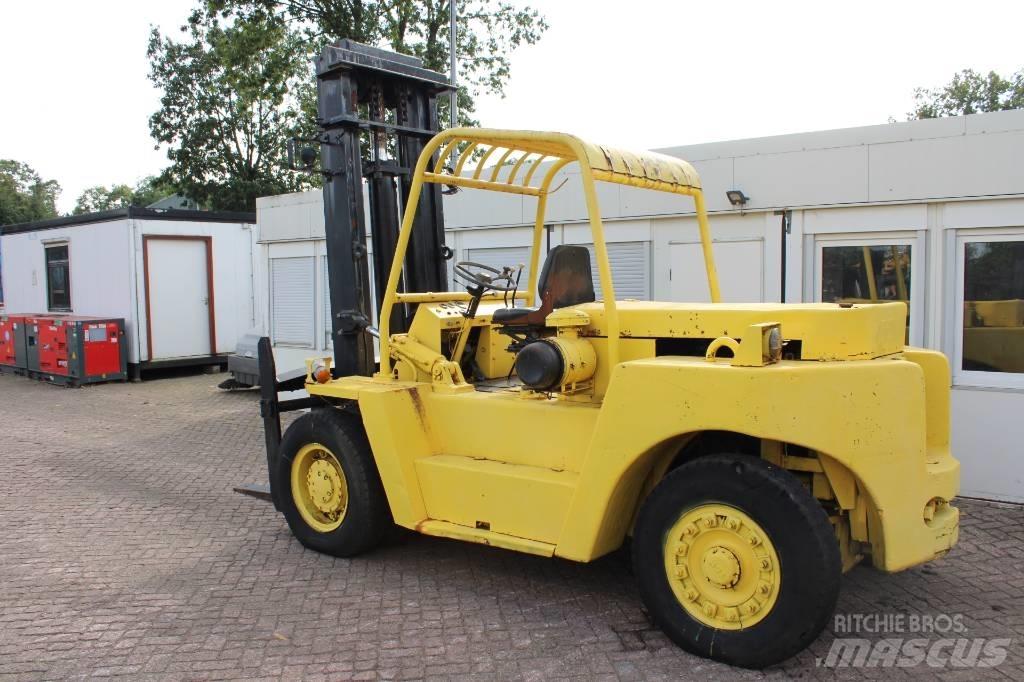 TCM FD100 柴油卡車